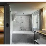 Hirschen - Fine Hotel, Restaurant &
