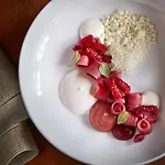 Hirschen - Fine Hotel, Restaurant & מלון