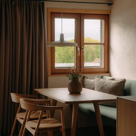 Hirschen - Fine Hotel, Restaurant & Otel