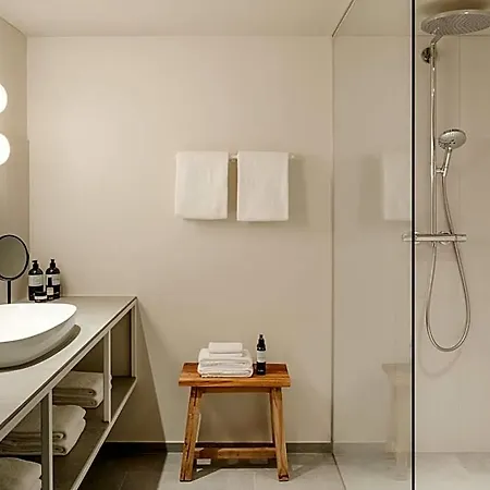Hirschen - Fine Hotel, Restaurant & Hotel 4*