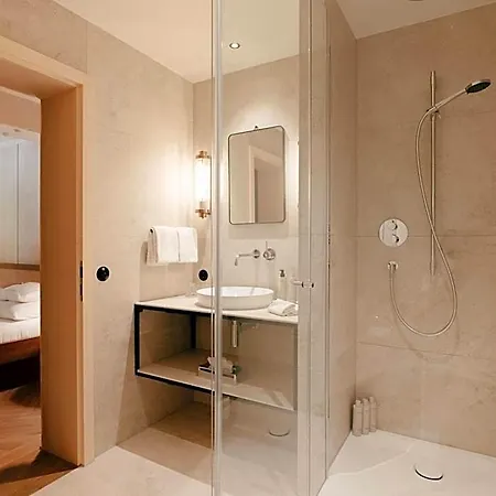 Hotel Hirschen - Fine Hotel, Restaurant &