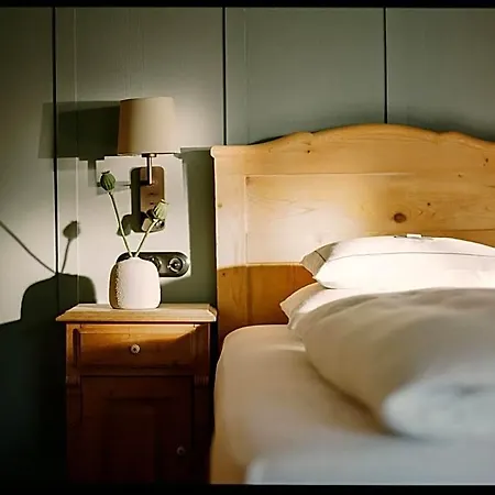 Hotel Hirschen - Fine Hotel, Restaurant &