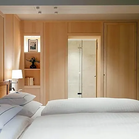 Hotel Hirschen - Fine Hotel, Restaurant &